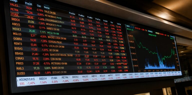IBC-Br cai 0,6% e Ibovespa fecha a pior sequência desde 2023